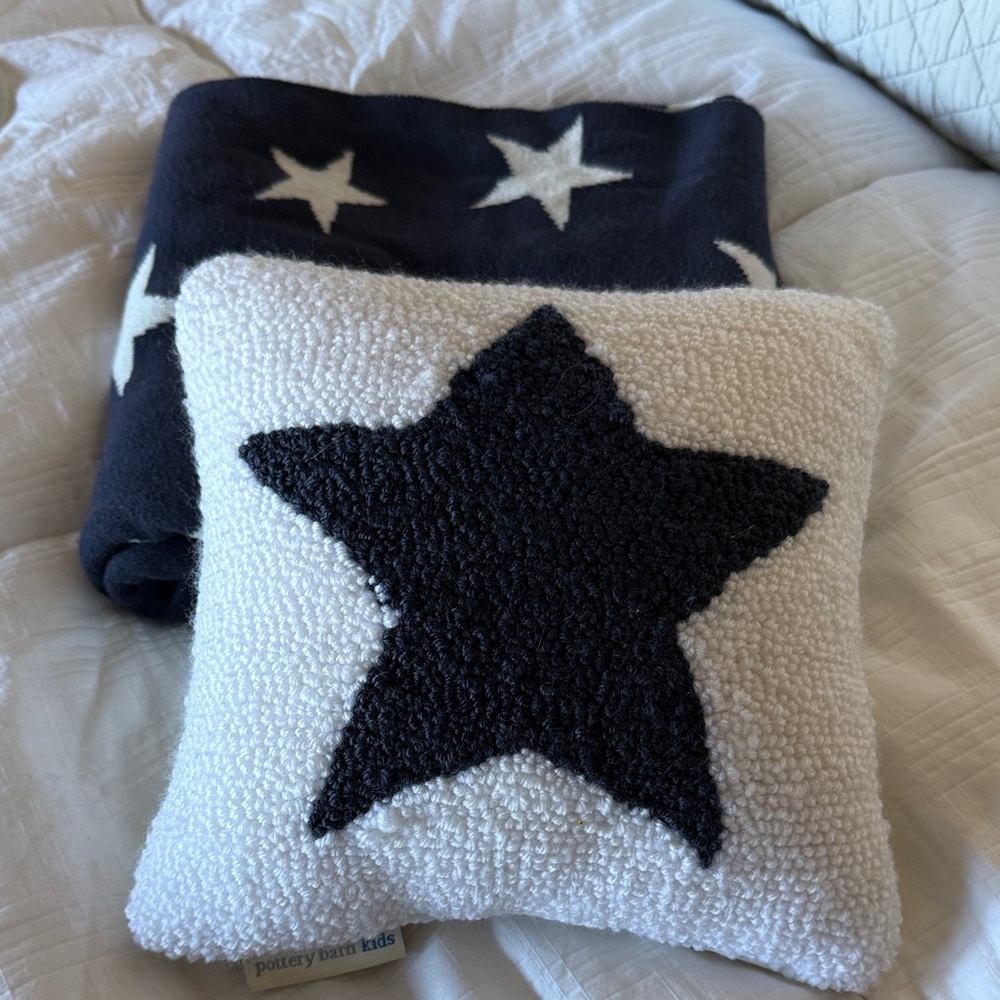 Pottery Barn kids -navy blue /white STAR pillow & throw.